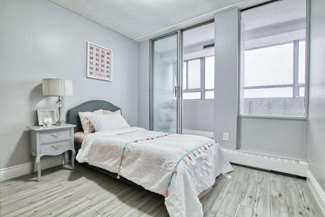 801 - 5580 Sheppard Ave E, Condo with 2 bedrooms, 1 bathrooms and 1 parking in Toronto ON | Image 8