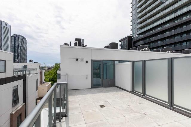 th26 - 7895 Jane Blk C St, Condo with 3 bedrooms, 2 bathrooms and 1 parking in Vaughan ON | Image 14