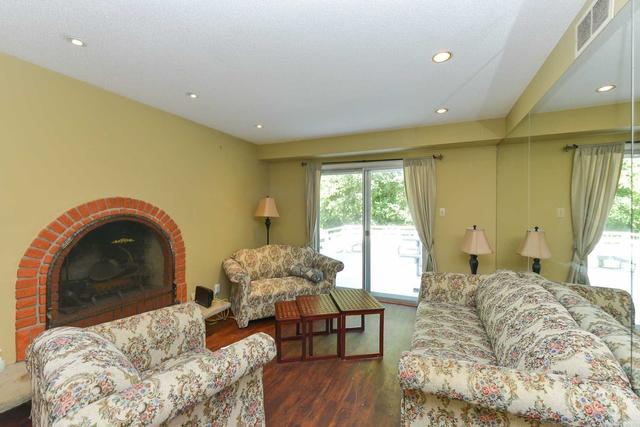 6 Prince Hal Cres, House detached with 5 bedrooms, 4 bathrooms and 6 parking in Toronto ON | Image 4