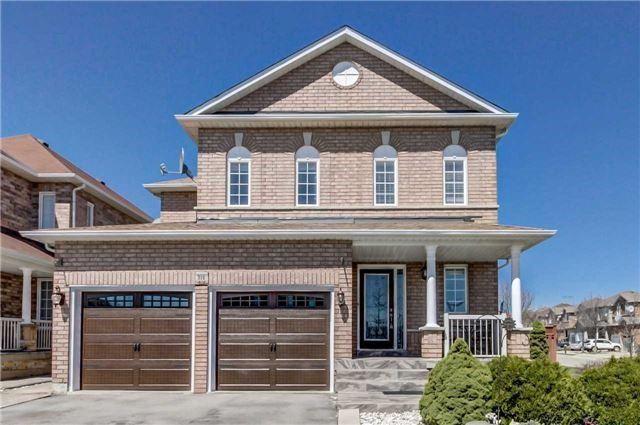 Upper - 316 Drummond Dr, House detached with 4 bedrooms, 3 bathrooms and 2 parking in Vaughan ON | Image 1