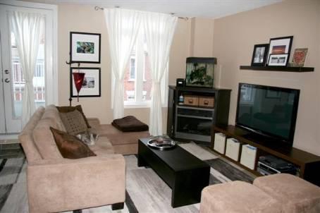 t1407 - 12 Sudbury St, Townhouse with 3 bedrooms, 2 bathrooms and 2 parking in Toronto ON | Image 2