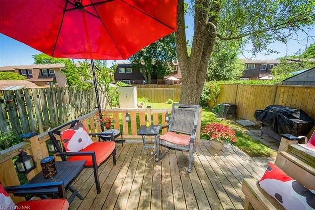 38 Lafayette Dr, House semidetached with 2 bedrooms, 2 bathrooms and 4 parking in St. Catharines ON | Image 11