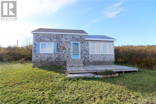 2475 Route 776, House detached with 2 bedrooms, 0 bathrooms and null parking in Grand Manan NB | Image 1