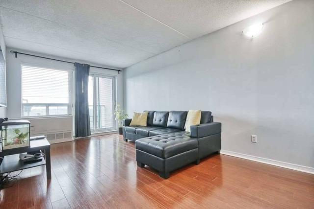 317 - 25 Via Rosedale Way, Condo with 1 bedrooms, 1 bathrooms and 1 parking in Brampton ON | Image 2