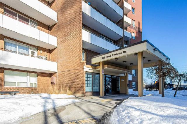 801 - 3105 Queen Frederica Dr, Condo with 2 bedrooms, 1 bathrooms and 1 parking in Mississauga ON | Image 12