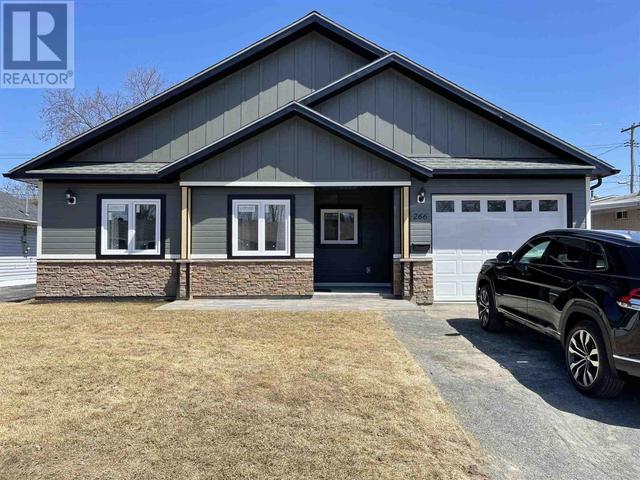 266 Mississauga Ave, House detached with 2 bedrooms, 2 bathrooms and null parking in Elliot Lake ON | Card Image