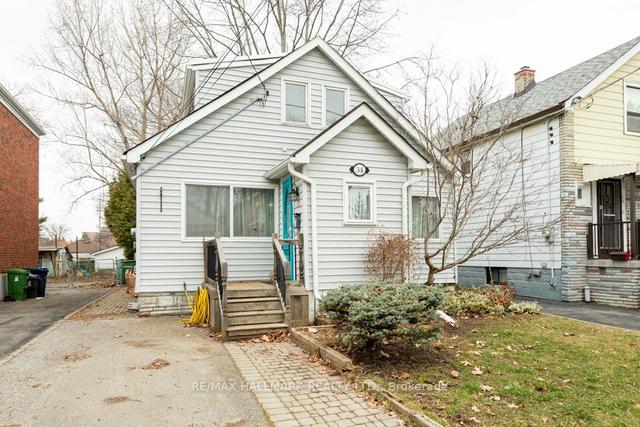34 Mcdonald Ave, House detached with 3 bedrooms, 2 bathrooms and 1 parking in Toronto ON | Image 1