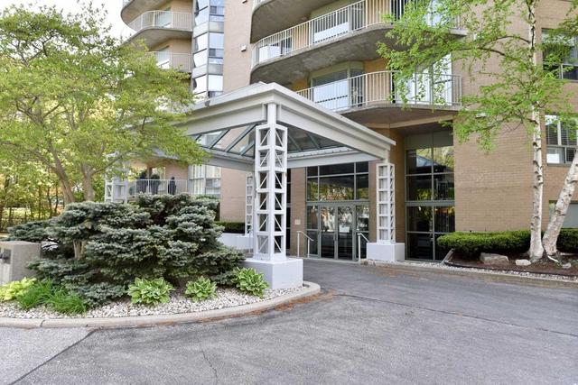 604 - 2190 Lakeshore Rd, Condo with 2 bedrooms, 2 bathrooms and 2 parking in Burlington ON | Image 36