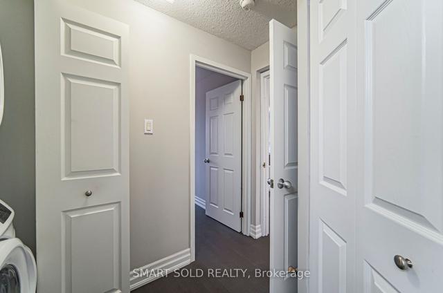 411 - 2 Raymerville Dr, Condo with 2 bedrooms, 2 bathrooms and 1 parking in Markham ON | Image 11