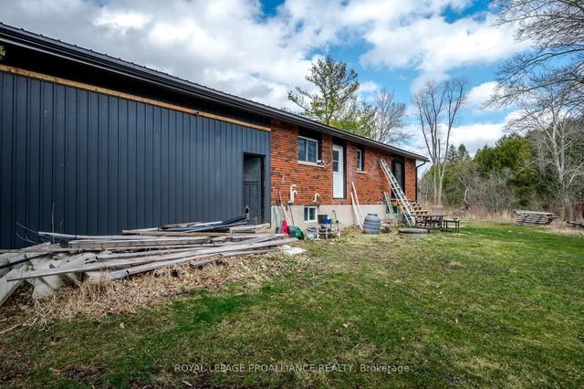 2317 Old Norwood Rd, House detached with 2 bedrooms, 1 bathrooms and 8 parking in Otonabee South Monaghan ON | Image 13