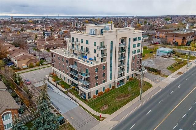 308 - 319 Highway 8, Condo with 2 bedrooms, 2 bathrooms and null parking in Hamilton ON | Image 2