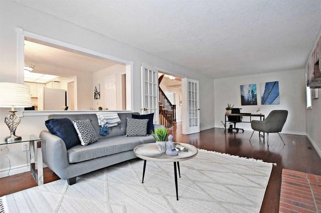 360 Kennedy St W, House detached with 4 bedrooms, 3 bathrooms and 4 parking in Aurora ON | Image 13