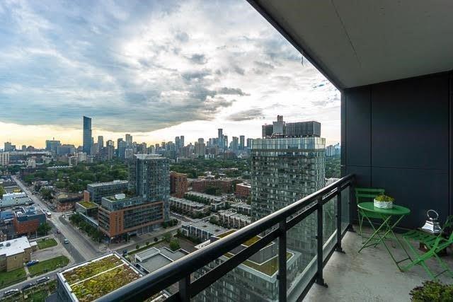 2206 - 225 Sackville St, Condo with 1 bedrooms, 2 bathrooms and 1 parking in Toronto ON | Image 12