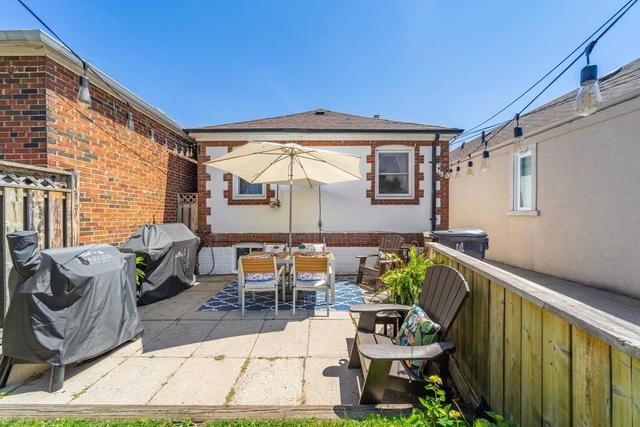 46 Bernice Cres, House detached with 2 bedrooms, 2 bathrooms and 2 parking in Toronto ON | Image 21