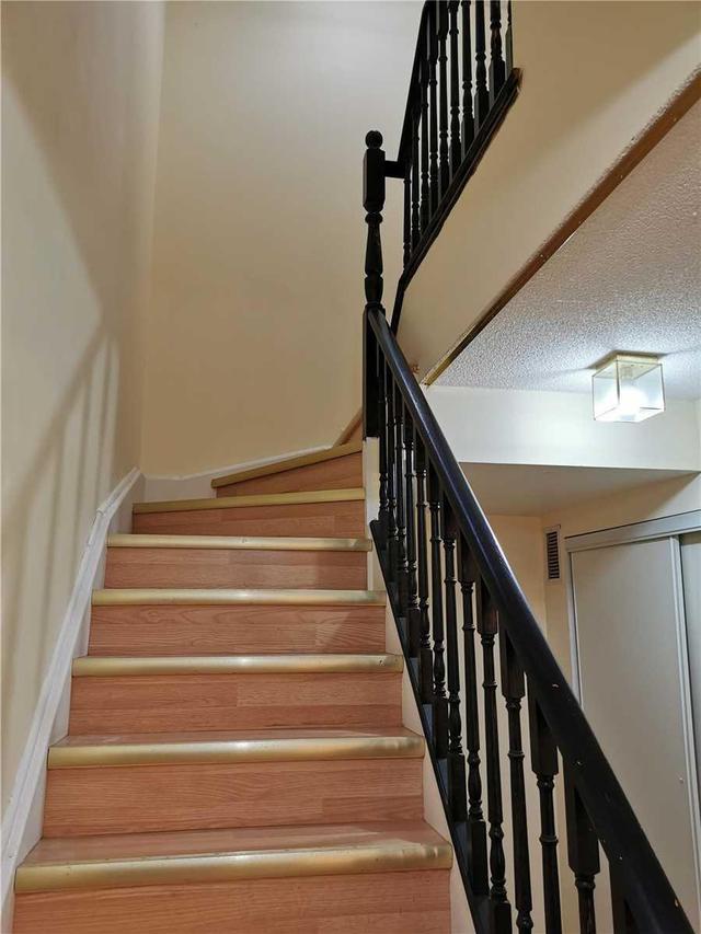 18 - 119 Omni Dr E, Townhouse with 3 bedrooms, 3 bathrooms and 2 parking in Toronto ON | Image 7