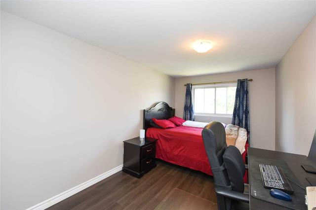 24 Franklin Crt, Townhouse with 3 bedrooms, 2 bathrooms and 2 parking in Brampton ON | Image 15