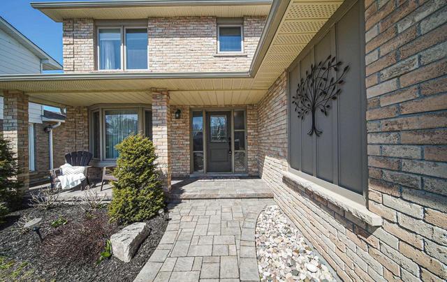 80 Chester Cres, House detached with 4 bedrooms, 3 bathrooms and 2 parking in Scugog ON | Image 3