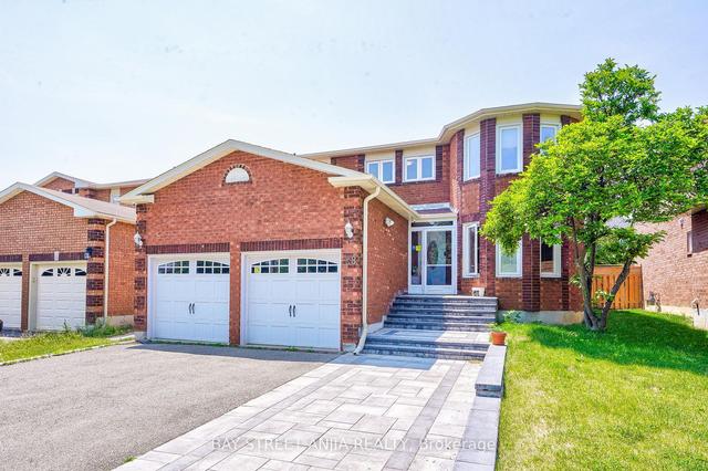 28 Mandel Cres, House detached with 4 bedrooms, 3 bathrooms and 5 parking in Richmond Hill ON | Image 12