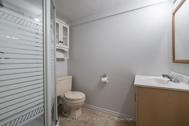530 Hillside St, House detached with 3 bedrooms, 2 bathrooms and 3 parking in Peterborough ON | Image 11