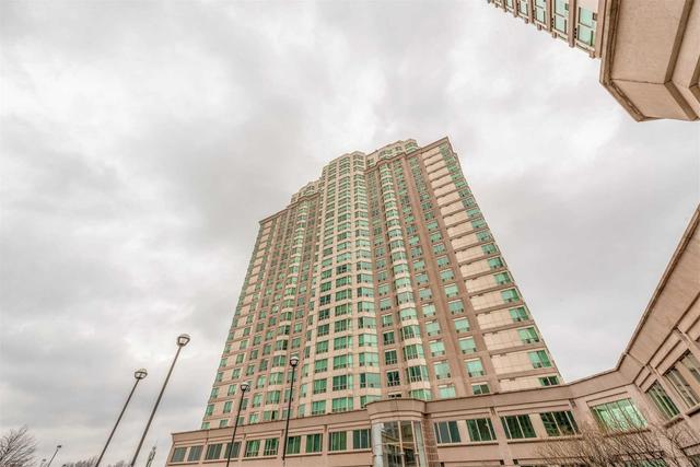 1212 - 11 Lee Centre Dr, Condo with 2 bedrooms, 2 bathrooms and 1 parking in Toronto ON | Image 1