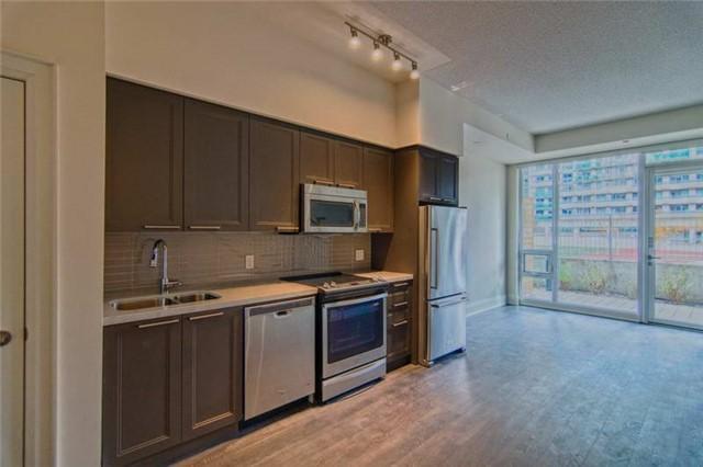 Th13 - 30 Roehampton Ave, Townhouse with 2 bedrooms, 2 bathrooms and 1 parking in Toronto ON | Image 4