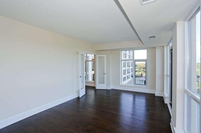 801 - 2 Old Mill Dr, Condo with 2 bedrooms, 2 bathrooms and 1 parking in Toronto ON | Image 17