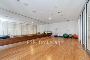 3302 - 21 Iceboat Terr, Condo with 1 bedrooms, 1 bathrooms and 1 parking in Toronto ON | Image 14