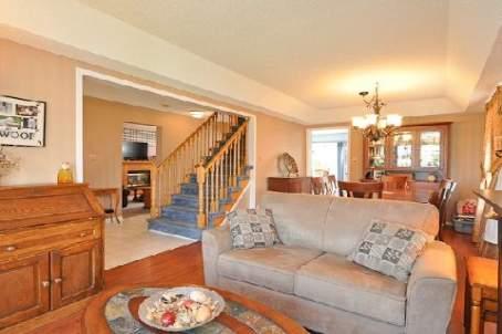 124 West Side Dr, House detached with 4 bedrooms, 3 bathrooms and 4 parking in Clarington ON | Image 4