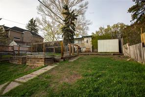 43 34 Avenue Sw, House detached with 2 bedrooms, 1 bathrooms and 3 parking in Calgary AB | Image 34