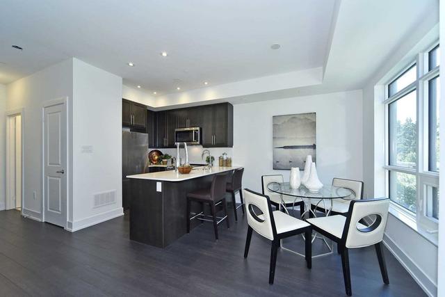 11 - 52 Holmes Ave, Townhouse with 2 bedrooms, 2 bathrooms and 2 parking in Toronto ON | Image 5