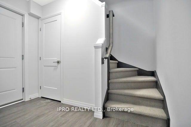 120 - 30 Times Square Blvd, House attached with 2 bedrooms, 2 bathrooms and 2 parking in Hamilton ON | Image 17