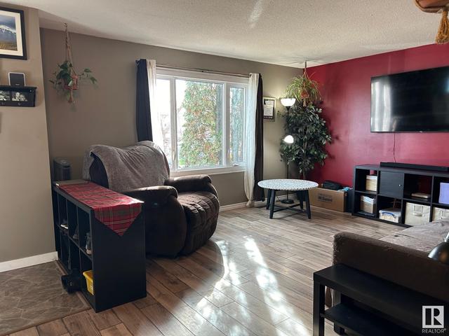 10914 105 Av, House detached with 3 bedrooms, 1 bathrooms and null parking in Westlock AB | Image 10
