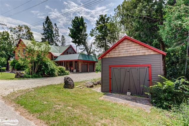 116 Front Street W, House detached with 4 bedrooms, 3 bathrooms and 8 parking in Chatsworth ON | Image 12