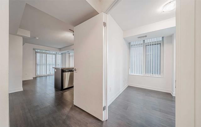 730 - 525 Adelaide St W, Condo with 2 bedrooms, 2 bathrooms and 0 parking in Toronto ON | Image 11