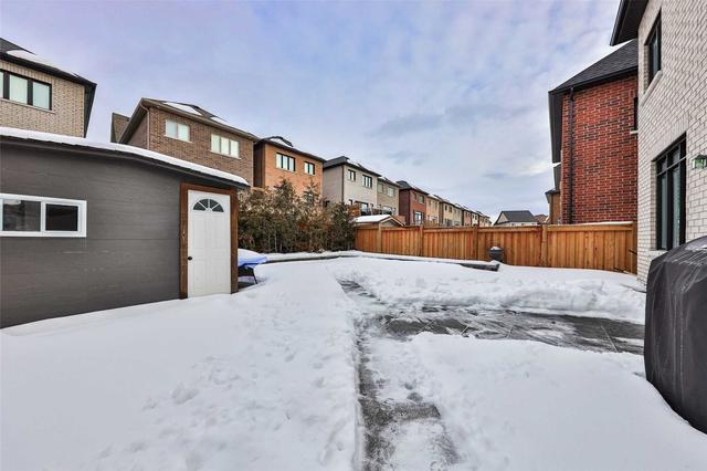 144 Algoma Dr, House detached with 4 bedrooms, 5 bathrooms and 6 parking in Vaughan ON | Image 33