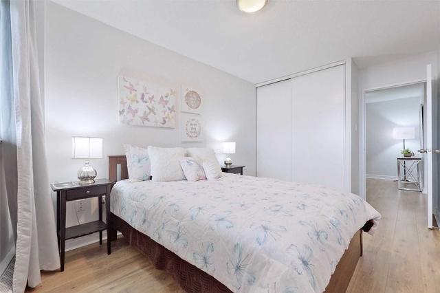 2001 - 2050 Bridletowne Circ, Condo with 3 bedrooms, 2 bathrooms and 1 parking in Toronto ON | Image 4