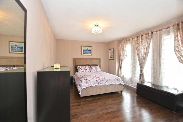 239 Vellore Woods Blvd, House detached with 4 bedrooms, 4 bathrooms and 3 parking in Vaughan ON | Image 13
