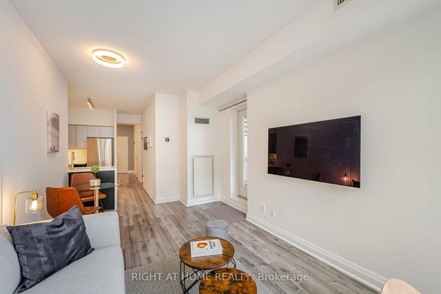 808 - 83 Redpath Ave, Condo with 1 bedrooms, 1 bathrooms and 1 parking in Toronto ON | Image 5