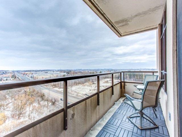 1112 - 9225 Jane St, Condo with 2 bedrooms, 2 bathrooms and 2 parking in Vaughan ON | Image 16