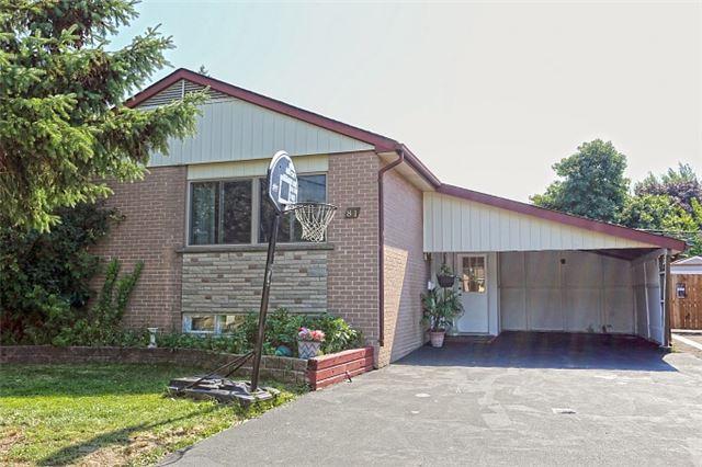 81 Cornwall Rd, House detached with 3 bedrooms, 2 bathrooms and 4 parking in Brampton ON | Image 1