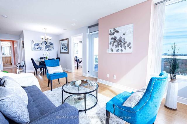 1312 - 15 Greenview Ave, Condo with 2 bedrooms, 2 bathrooms and 1 parking in Toronto ON | Image 3