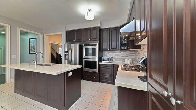 125 Russell Creek Dr, House detached with 4 bedrooms, 4 bathrooms and 6 parking in Brampton ON | Image 29
