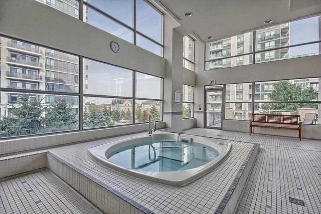 Lph09 - 50 Disera Dr, Condo with 3 bedrooms, 2 bathrooms and 1 parking in Vaughan ON | Image 27