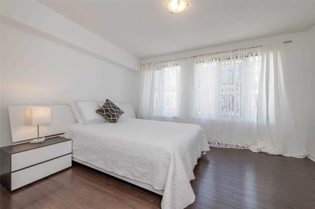 th 503 - 25 Laidlaw St, Townhouse with 3 bedrooms, 3 bathrooms and 1 parking in Toronto ON | Image 19