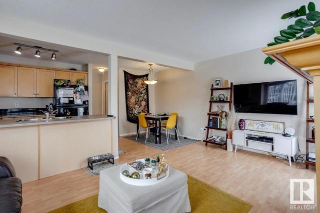 7 - 230 Edwards Dr Sw, House attached with 2 bedrooms, 1 bathrooms and 2 parking in Edmonton AB | Image 14