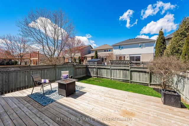 61 Marsh Cres, House detached with 4 bedrooms, 4 bathrooms and 6 parking in Guelph ON | Image 27