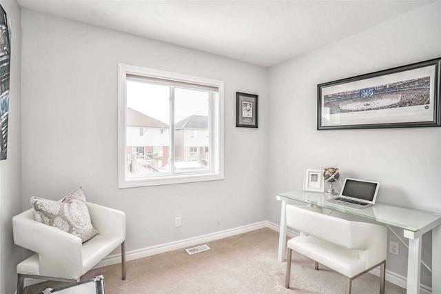 26 Couling Cres, House attached with 3 bedrooms, 3 bathrooms and 2 parking in Guelph ON | Image 20