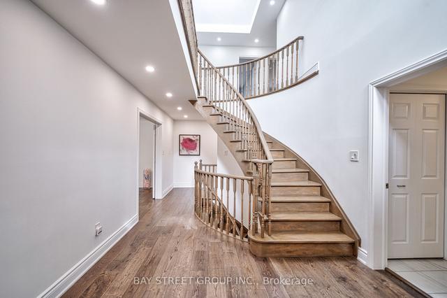 222 Hollywood Ave, House detached with 5 bedrooms, 7 bathrooms and 6 parking in Toronto ON | Image 32