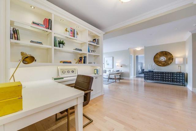 1203* - 10 Delisle Ave, Condo with 3 bedrooms, 3 bathrooms and 4 parking in Toronto ON | Image 9