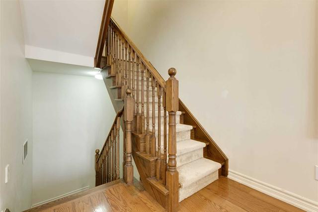 th404 - 31 Avondale Ave, Townhouse with 3 bedrooms, 3 bathrooms and 1 parking in Toronto ON | Image 24